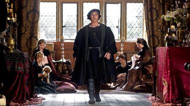 Amazon.com: Masterpiece: Wolf Hall - The Complete Series DVD