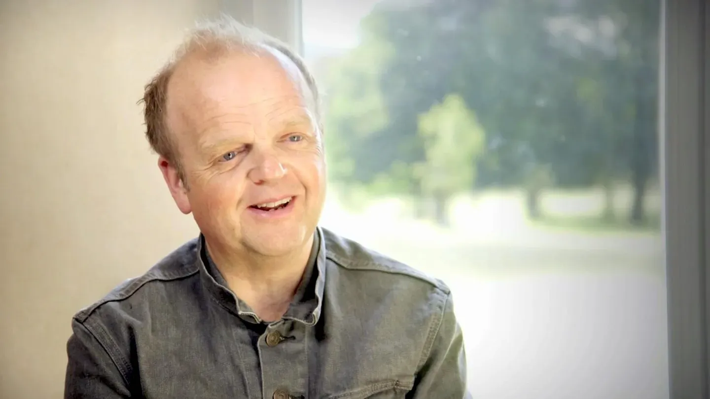 Toby Jones