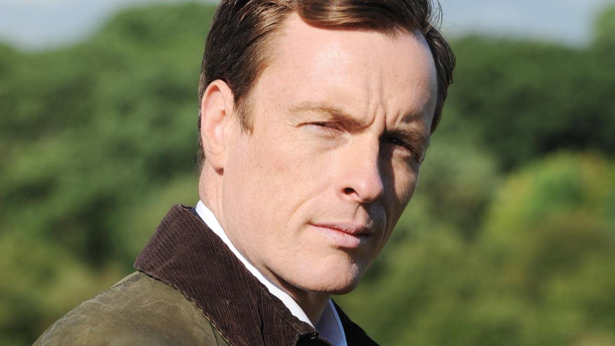 8 Questions WithToby Stephens