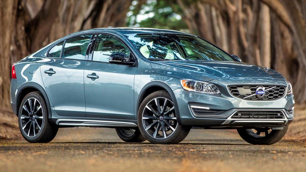 Motorweek 2016 Volvo S60 Cross Country Inscription Bmw 2016 Volvo S60 Cross Country Inscription Bmw 640i