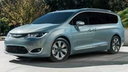 2017 Chrysler Pacifica & 2016 Porsche Cayman GT4
