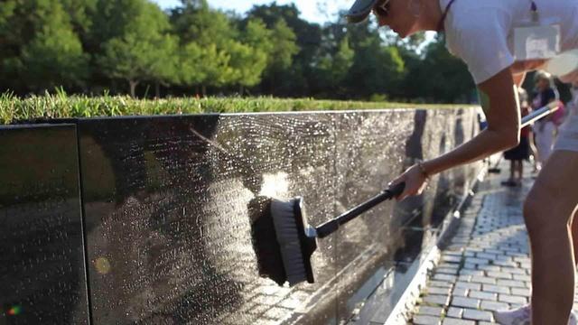 Fathers Day at the Vietnam Veterans Memorial Wall