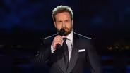 Alfie Boe Performs "Forever Young" at the 2016 Concert