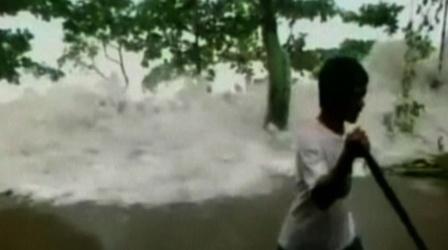 Video thumbnail: PBS NewsHour Super Typhoon Haiyan pummels the Philippines