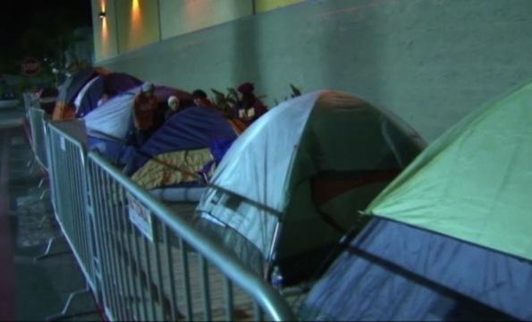 Retailers offer shoppers early jump on Black Friday sales