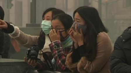Video thumbnail: PBS NewsHour News Wrap: Shanghai struggles to cope with record smog
