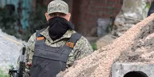 Clashes continue in eastern Ukraine