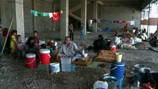 Displaced Iraqis fear risks of returning home