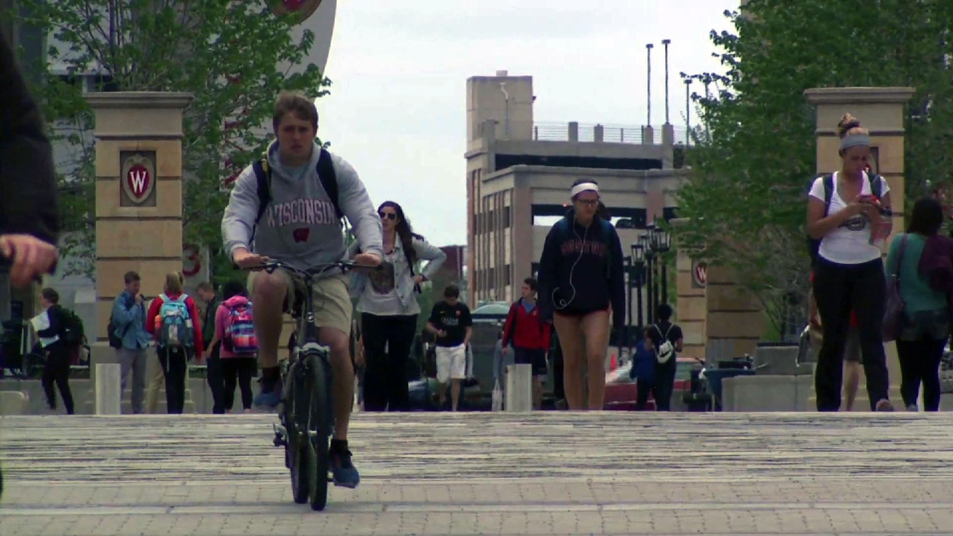 Group wants to turn student borrowers into activists