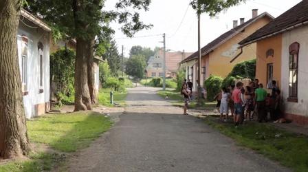 Video thumbnail: PBS NewsHour Promising Roma crackdown, far-right party grows in Hungary