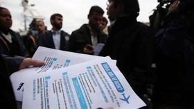 Video thumbnail: PBS NewsHour Understanding the U.S. guidelines on Ebola quarantine
