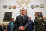 Should the U.S. change its Islamic State strategy in Syria?