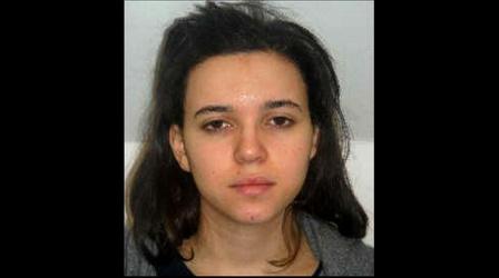 Video thumbnail: PBS NewsHour Paris police hunt for woman tied to supermarket siege