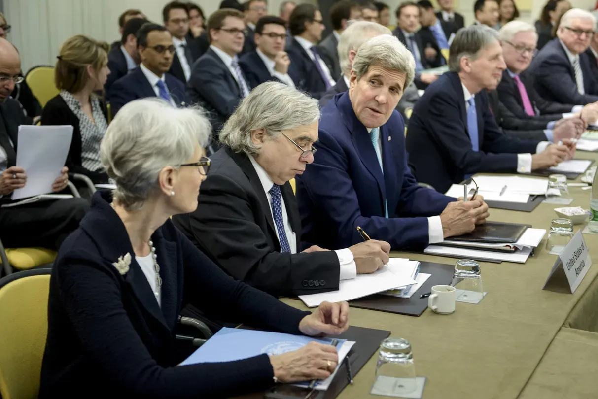 PBS NewsHour full episode March 31, 2015