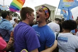 News Wrap: Supreme Court rules in favor of gay marriage