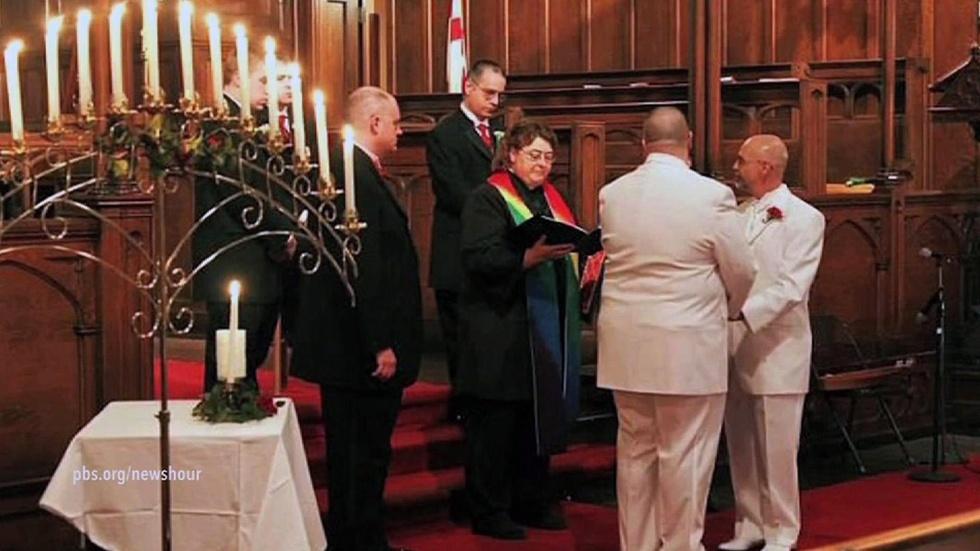 More LGBT weddings? More wedding cakes! image