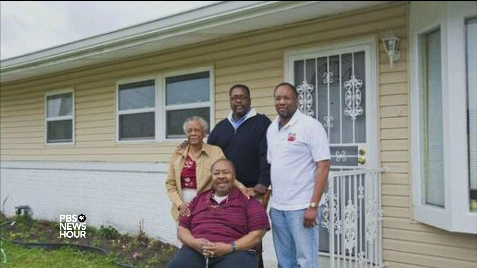 Wendell Pierce helps rebuild his New Orleans neighborhood
