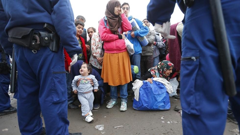 What life in transit looks like for refugees in Europe image