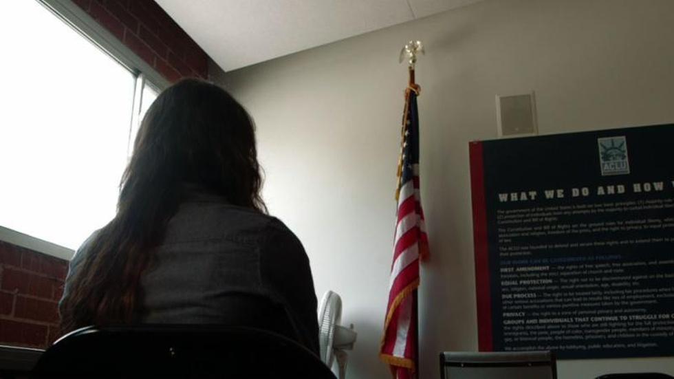 With no lawyers, child migrants fight to stay in the U.S. image