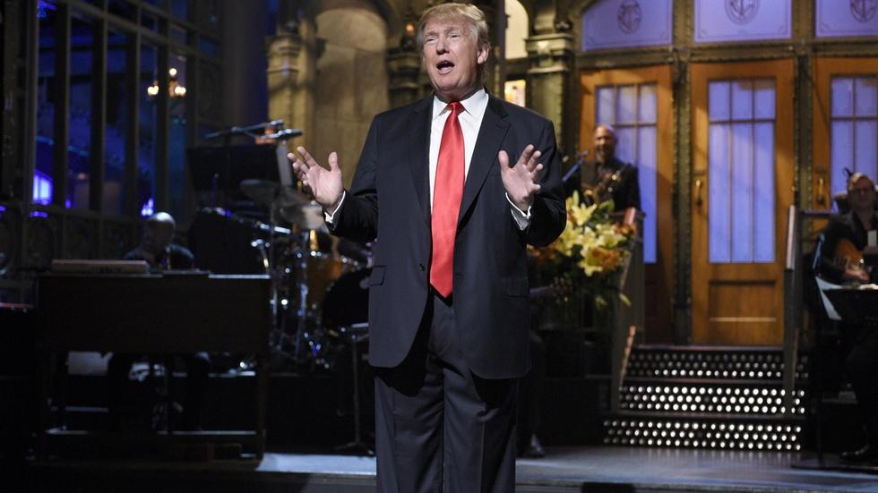 How late night comedy became another campaign stop image