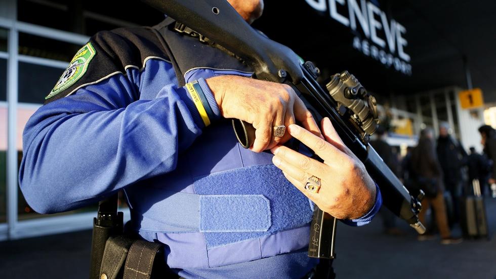 News Wrap: Geneva on high alert over terror warnings image