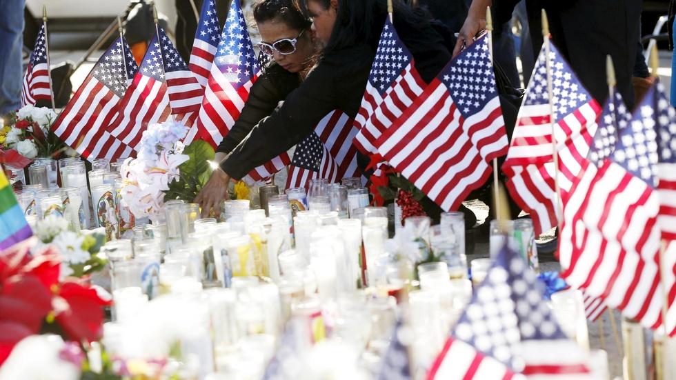 News Wrap: Man who bought San Bernardino rifles arrested image