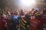 News Wrap: Survivor rescued from Shenzhen mudslide