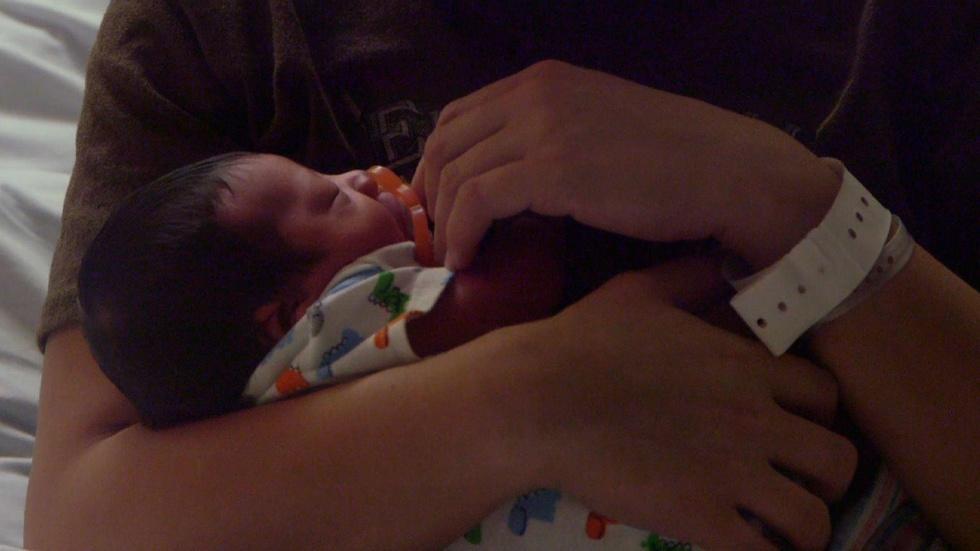 When babies are born withdrawing from opioids image