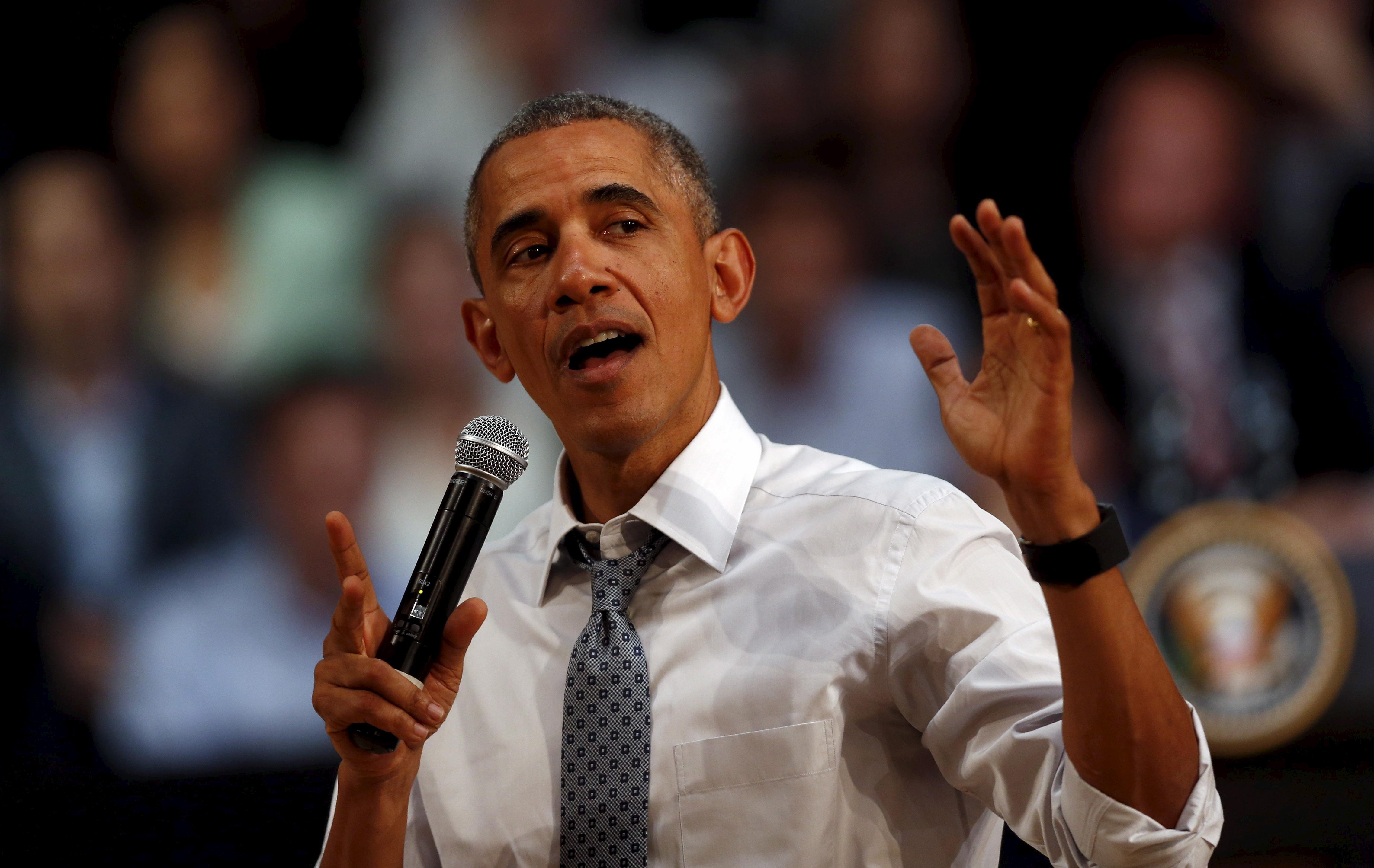 News Wrap: Obama defends strategy against terrorism