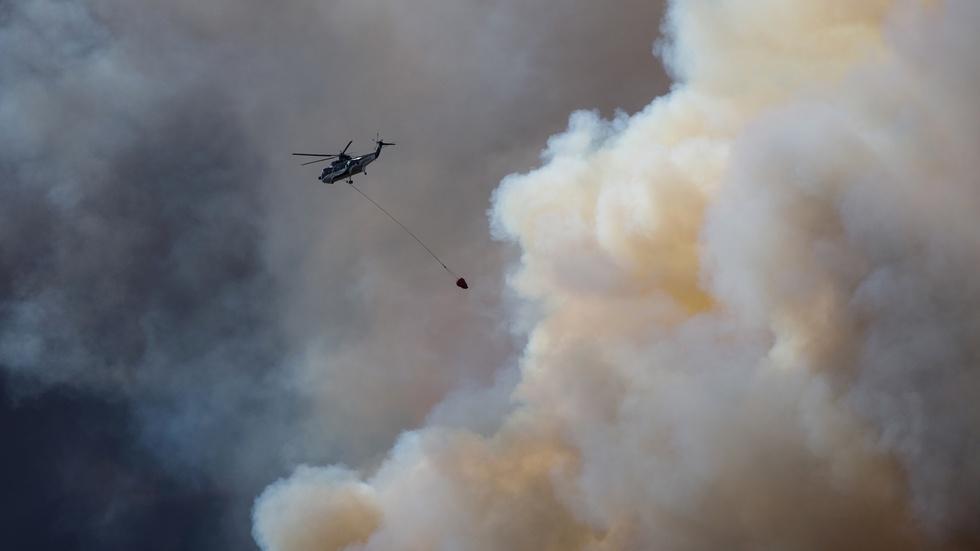 Growing wildfire in Canada displaces tens of thousands image