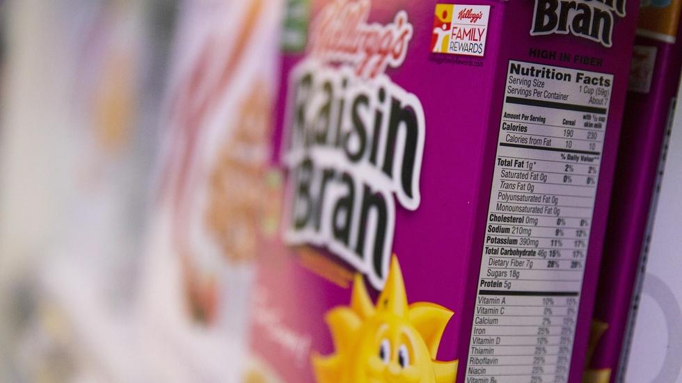 New food labels emphasize calories, amount of ‘added sugar’ image