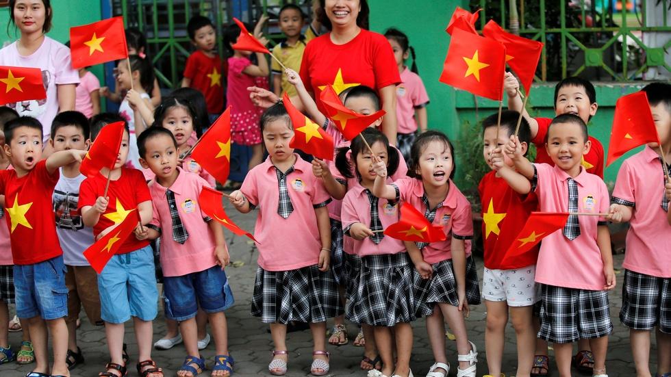 How new Vietnam is drawing back children of U.S. immigrants image