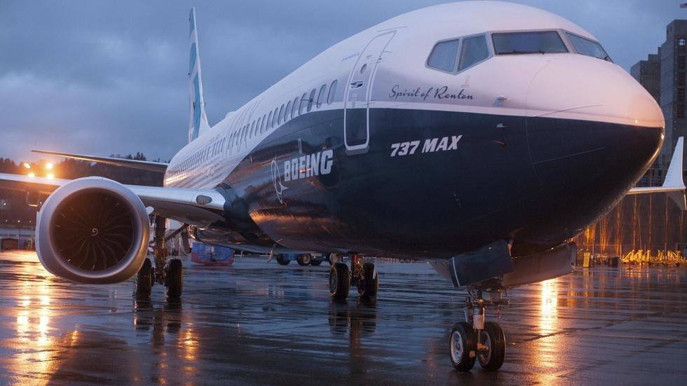 News Wrap: Boeing to sell passenger aircraft to Iran image