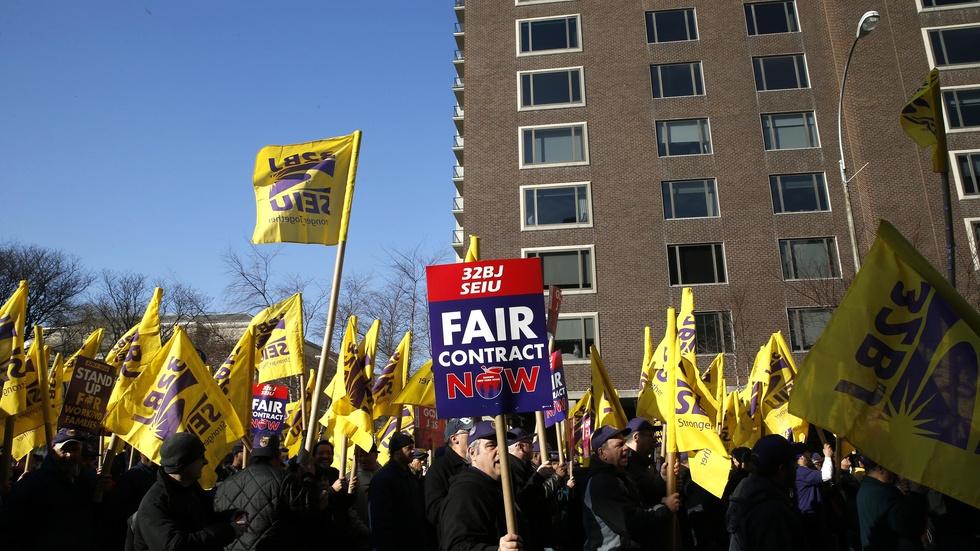 Movement against employee noncompete contracts pick up steam image