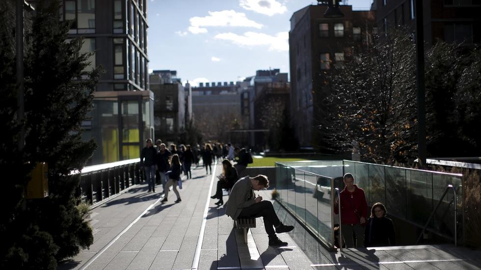 Above Manhattan's bustle, a reshaped public space image