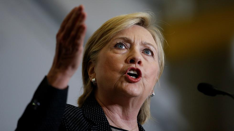 Trump attempts to tie Clinton and Obama to rise of ISIS image