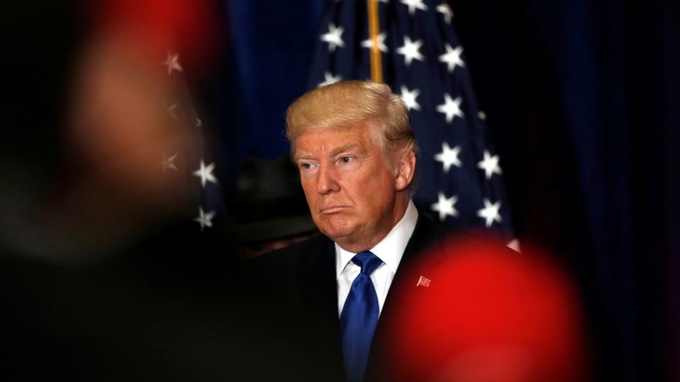 Trump ends one Obama ‘birther’ rumor by starting another image