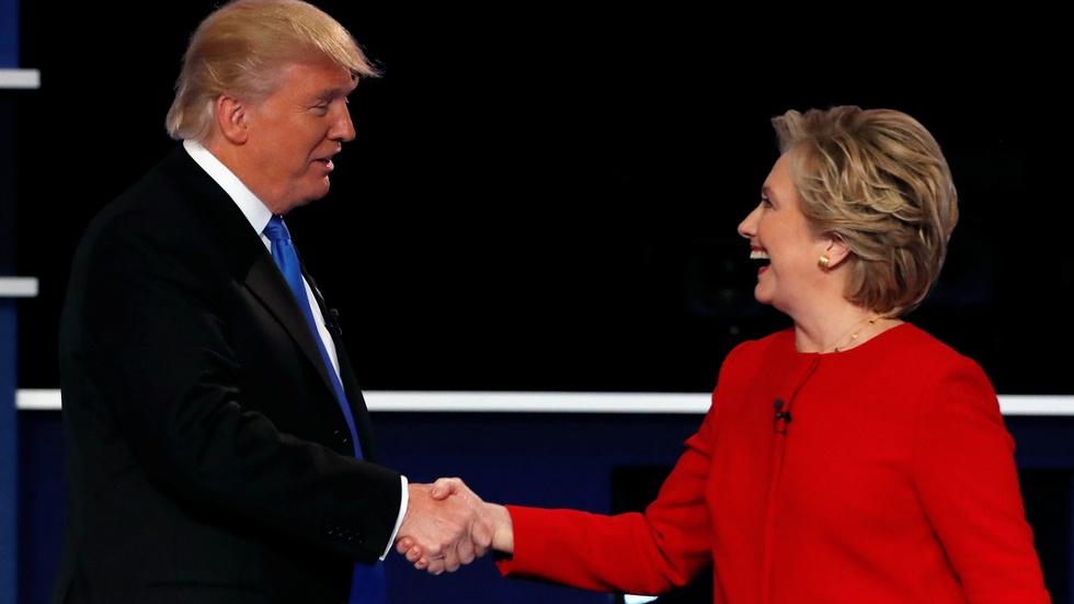 Clinton, Trump prepare for debate amid Republican exodus image
