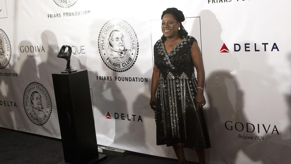 Sharon Jones, soul and blues singer, dies at 60 image