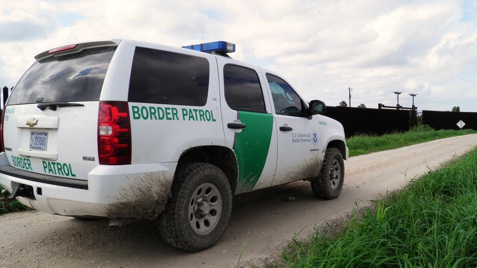 How will Trump affect intertwined lives of U.S. and Mexico? image