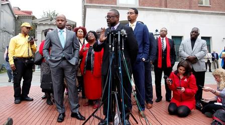Video thumbnail: PBS NewsHour News Wrap: Mistrial for SC policeman who killed Walter Scott