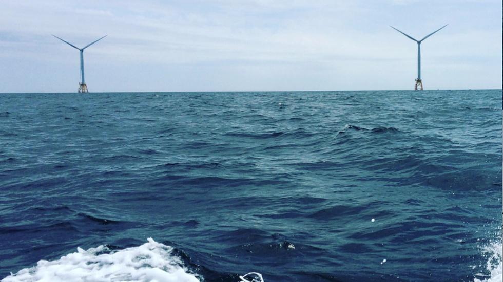 U.S. builds first offshore wind farm image