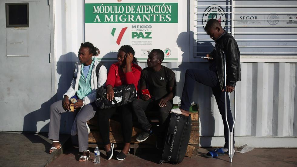 Tijuana welcomes Haitian immigrants stuck at U.S. border image