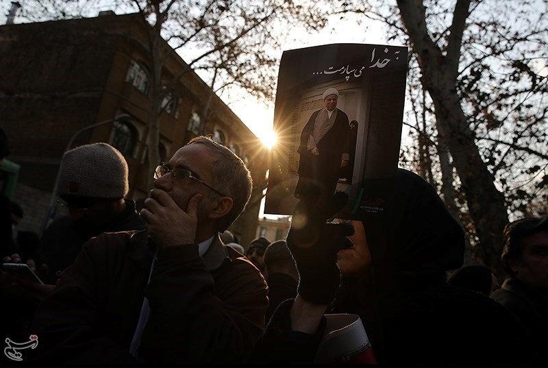 Iran's Rafsanjani played kingmaker, political counterweight