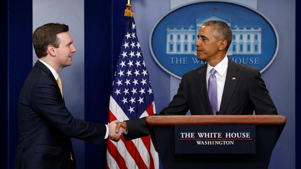 How Josh Earnest made sure he knew what Obama was thinking image