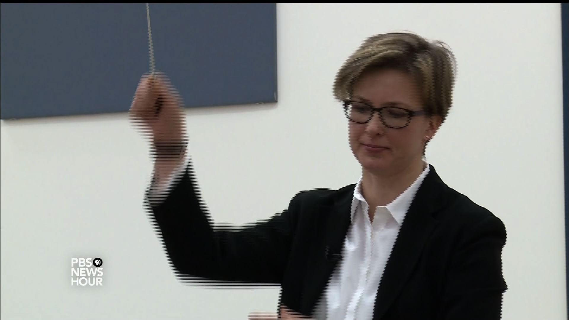 Bringing women conductors to the front of the orchestra
