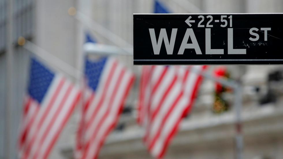 News Wrap: Trump seeks rollbacks on financial regulations image