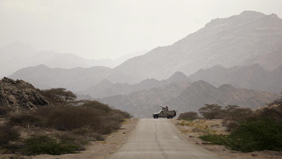 U.S. warplanes bombard al-Qaida in Yemen image