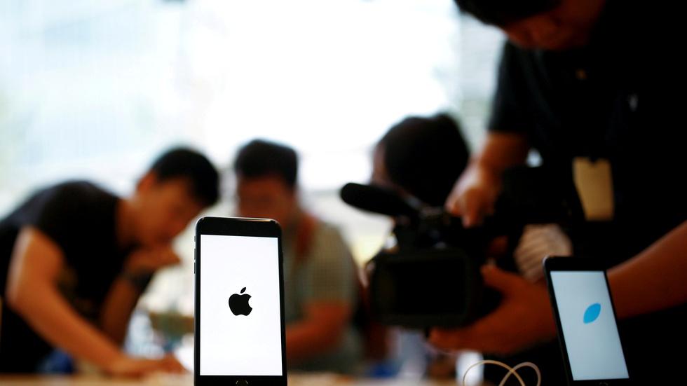 Senate votes to undo internet privacy regulations image