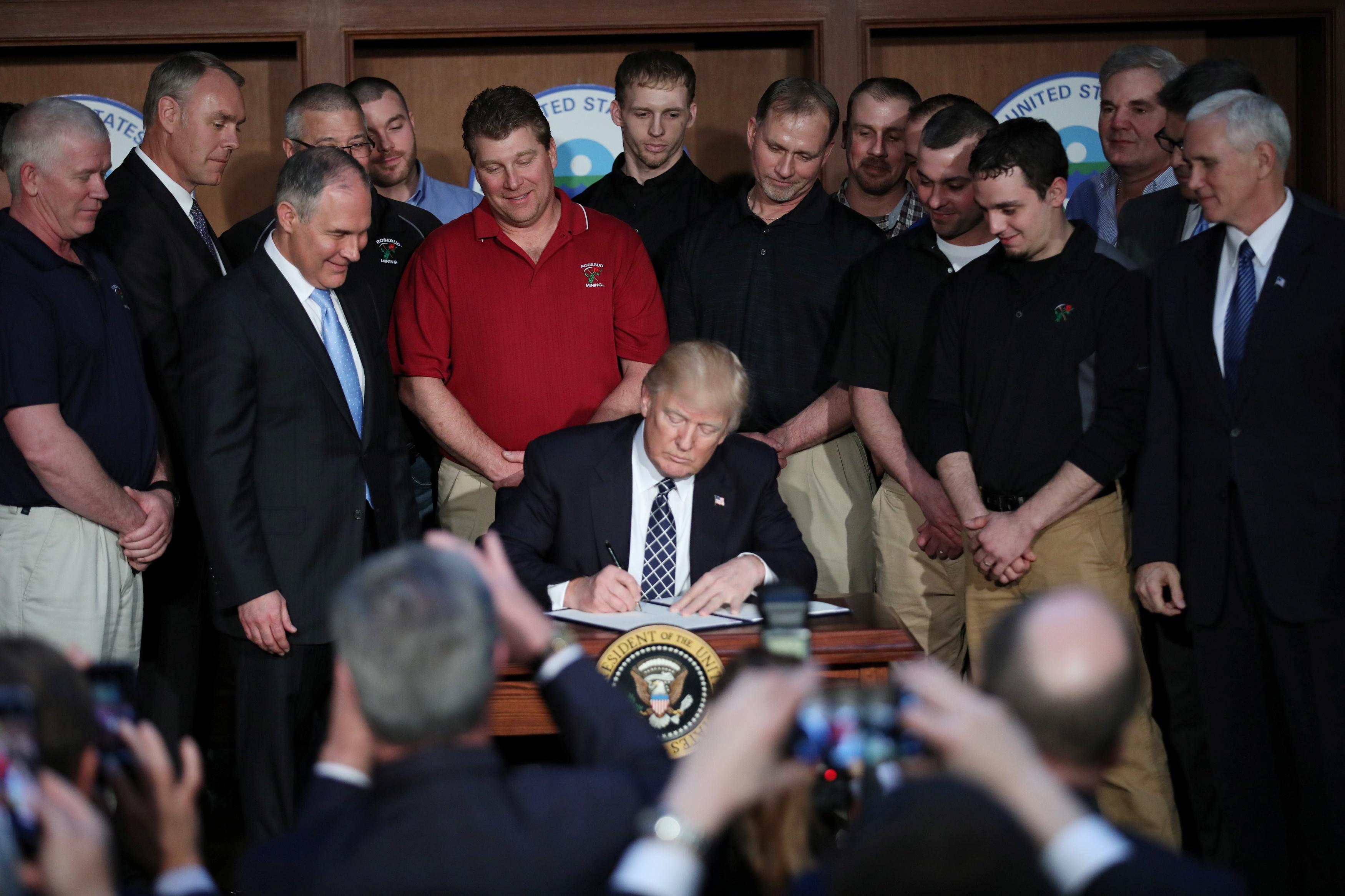 Trump begins rollback of Obama climate agenda